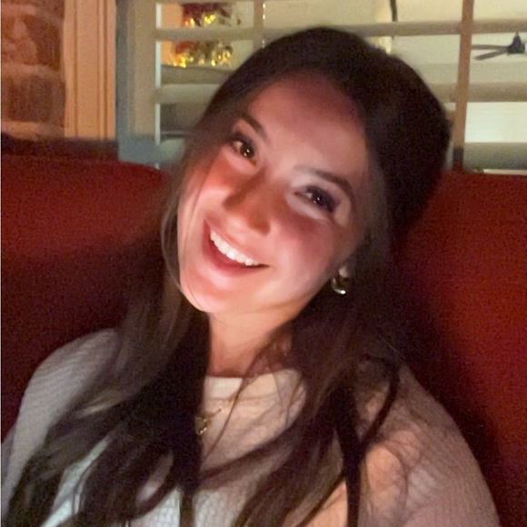 Meet your Posher, Tayli - Picture 1 of 1